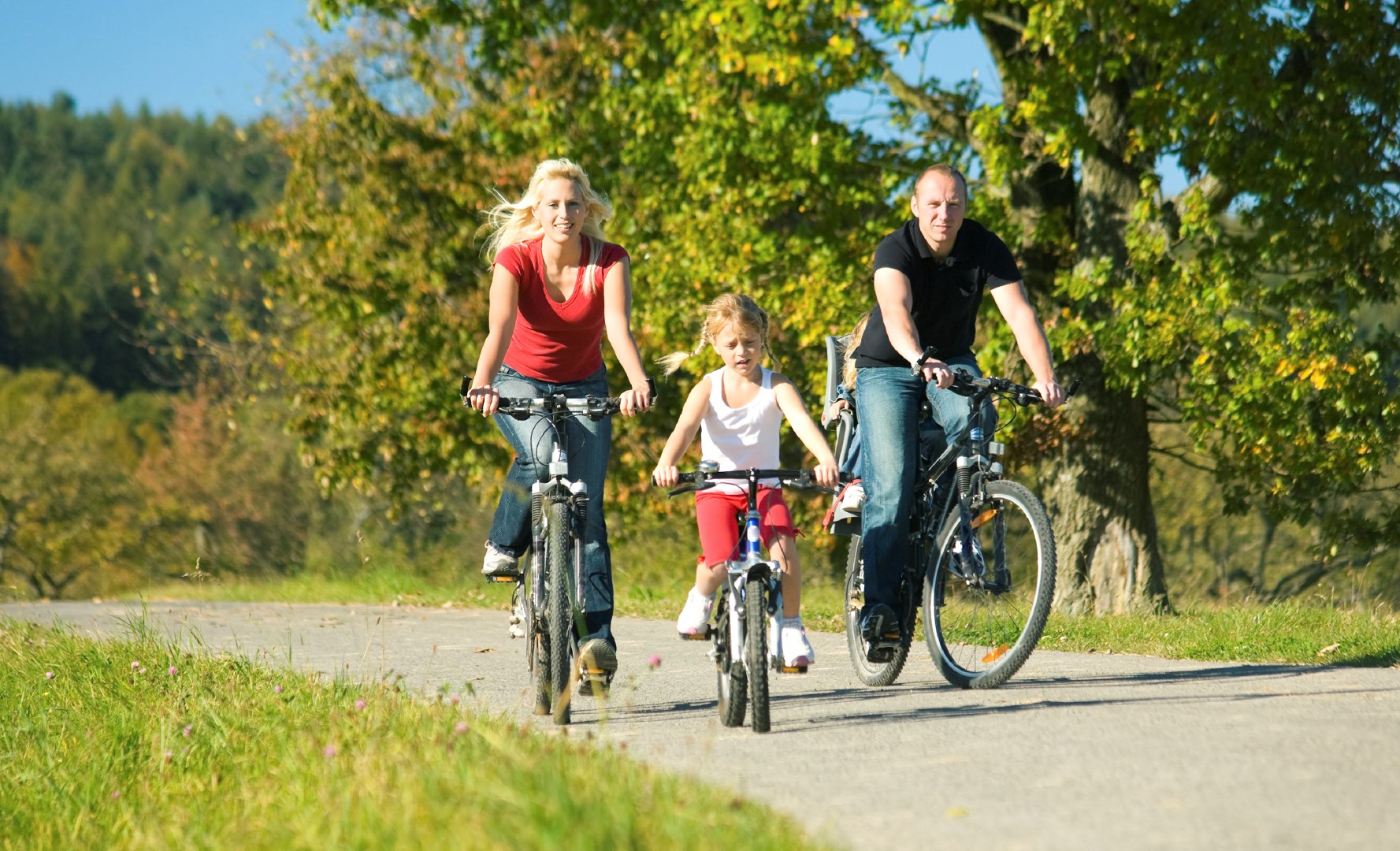 Familie på cykeltur