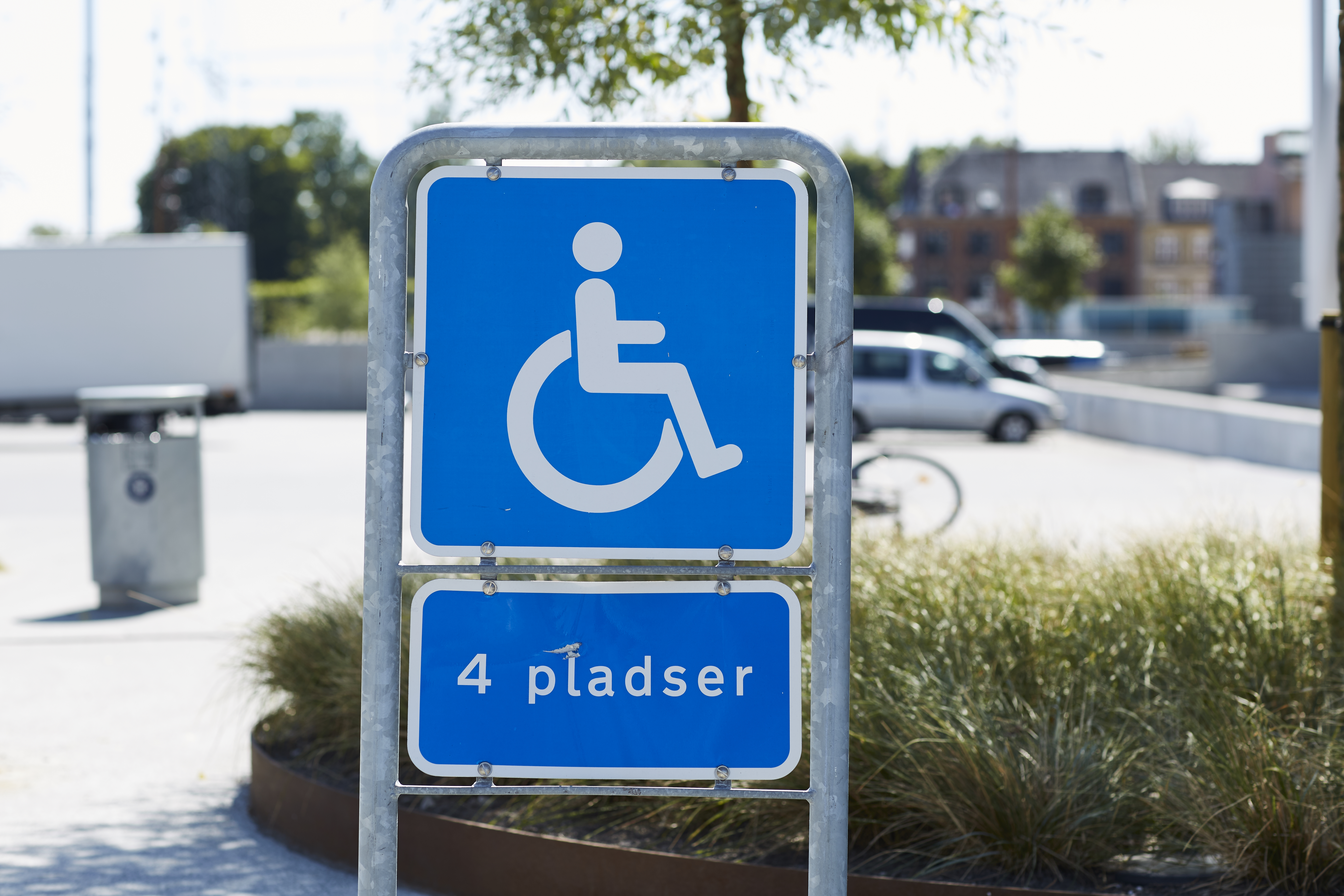 4 pladser handicap skilt