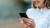 Kvinde med smartphone
